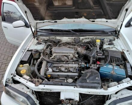 Белый Ниссан Максима, объемом двигателя 3 л и пробегом 454 тыс. км за 3100 $, фото 6 на Automoto.ua