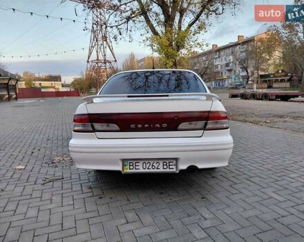 Белый Ниссан Максима, объемом двигателя 3 л и пробегом 454 тыс. км за 3100 $, фото 13 на Automoto.ua