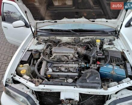 Белый Ниссан Максима, объемом двигателя 3 л и пробегом 454 тыс. км за 3100 $, фото 5 на Automoto.ua