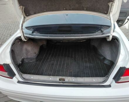 Белый Ниссан Максима, объемом двигателя 3 л и пробегом 454 тыс. км за 3100 $, фото 7 на Automoto.ua