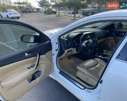 Білий Ніссан Максіма, об'ємом двигуна 3.5 л та пробігом 230 тис. км за 10500 $, фото 2 на Automoto.ua