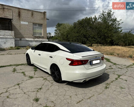 Белый Ниссан Максима, объемом двигателя 3.5 л и пробегом 225 тыс. км за 13500 $, фото 3 на Automoto.ua