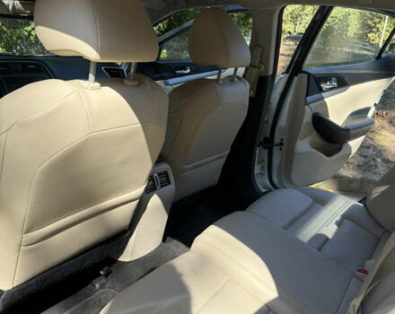 Белый Ниссан Максима, объемом двигателя 3.5 л и пробегом 48 тыс. км за 15500 $, фото 8 на Automoto.ua