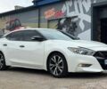 Белый Ниссан Максима, объемом двигателя 3.5 л и пробегом 127 тыс. км за 12500 $, фото 1 на Automoto.ua