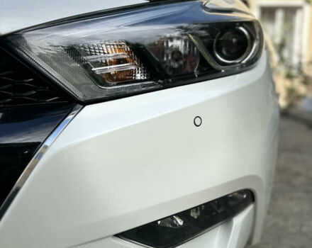 Белый Ниссан Максима, объемом двигателя 3.5 л и пробегом 206 тыс. км за 12200 $, фото 15 на Automoto.ua