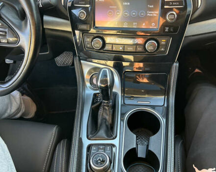 Белый Ниссан Максима, объемом двигателя 3.5 л и пробегом 207 тыс. км за 13700 $, фото 7 на Automoto.ua