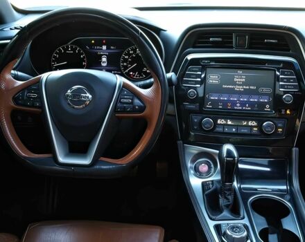 Белый Ниссан Максима, объемом двигателя 3.5 л и пробегом 47 тыс. км за 11200 $, фото 6 на Automoto.ua