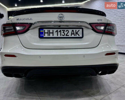 Белый Ниссан Максима, объемом двигателя 3.5 л и пробегом 147 тыс. км за 18200 $, фото 9 на Automoto.ua