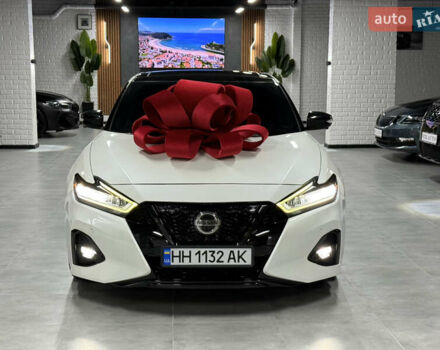 Белый Ниссан Максима, объемом двигателя 3.5 л и пробегом 147 тыс. км за 18200 $, фото 121 на Automoto.ua