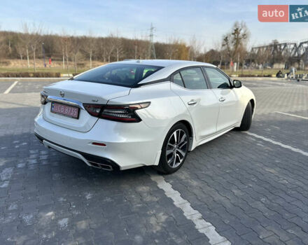 Белый Ниссан Максима, объемом двигателя 3.5 л и пробегом 13 тыс. км за 23750 $, фото 5 на Automoto.ua