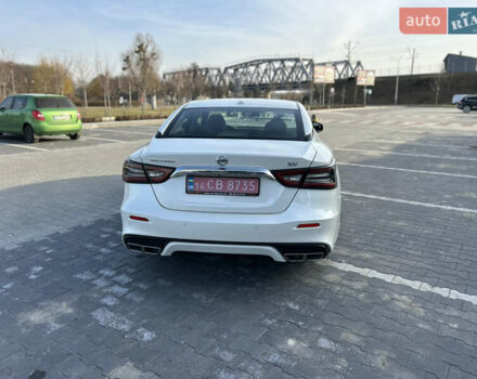 Белый Ниссан Максима, объемом двигателя 3.5 л и пробегом 13 тыс. км за 23750 $, фото 6 на Automoto.ua