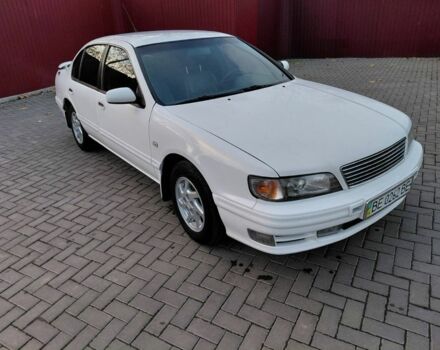 Белый Ниссан Максима, объемом двигателя 3 л и пробегом 454 тыс. км за 3100 $, фото 1 на Automoto.ua