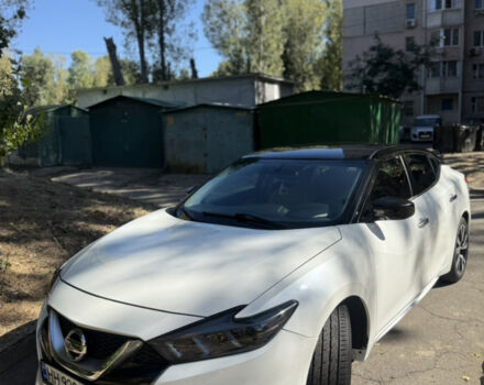 Белый Ниссан Максима, объемом двигателя 3.5 л и пробегом 55 тыс. км за 13900 $, фото 1 на Automoto.ua