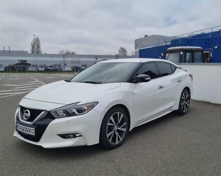 Белый Ниссан Максима, объемом двигателя 3.5 л и пробегом 69 тыс. км за 17000 $, фото 1 на Automoto.ua