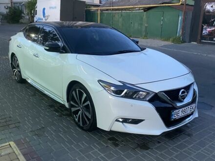 Ниссан Максима 2017 в Одессе на Automoto.ua Белый Ниссан Максима, объемом двигателя 3.5 л и пробегом 114 тыс. км за 13500 $, фото 1 на Automoto.ua