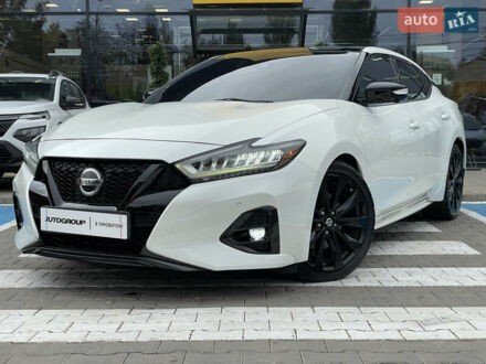 Ниссан Максима 2019 в Одессе на Automoto.ua Белый Ниссан Максима, объемом двигателя 3.5 л и пробегом 147 тыс. км за 20500 $, фото 1 на Automoto.ua
