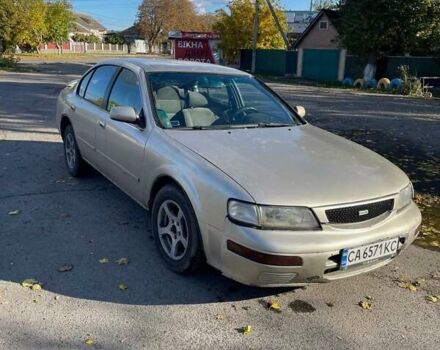 Бежевый Ниссан Максима, объемом двигателя 3 л и пробегом 400 тыс. км за 1900 $, фото 5 на Automoto.ua