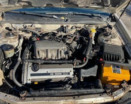 Бежевый Ниссан Максима, объемом двигателя 3 л и пробегом 400 тыс. км за 1900 $, фото 5 на Automoto.ua