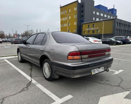 Бежевый Ниссан Максима, объемом двигателя 3 л и пробегом 380 тыс. км за 1500 $, фото 4 на Automoto.ua