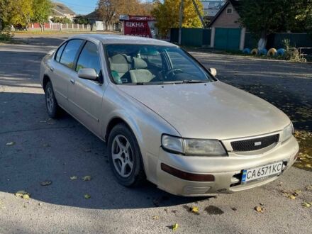 Ниссан Максима 1995 в Звенигородка на Automoto.ua Бежевый Ниссан Максима, объемом двигателя 3 л и пробегом 400 тыс. км за 1900 $, фото 1 на Automoto.ua