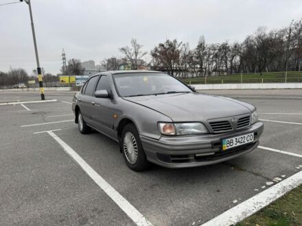 Бежевый Ниссан Максима, объемом двигателя 3 л и пробегом 380 тыс. км за 1500 $, фото 1 на Automoto.ua