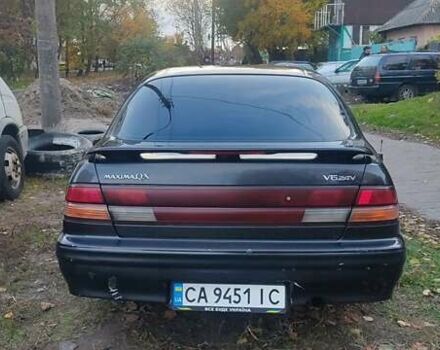 Ніссан Максіма 1995 у Черкасах на Automoto.ua Чорний Ніссан Максіма, об'ємом двигуна 2 л та пробігом 274 тис. км за 1999 $, фото 10 на Automoto.ua