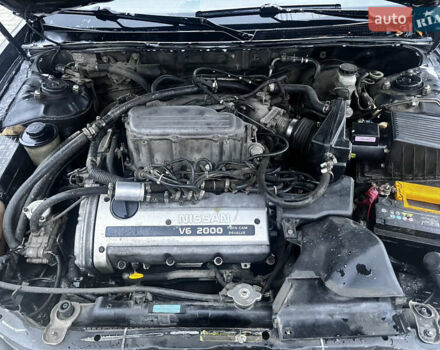 Черный Ниссан Максима, объемом двигателя 2 л и пробегом 450 тыс. км за 2250 $, фото 8 на Automoto.ua