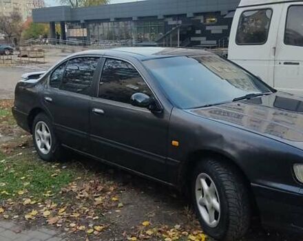 Ніссан Максіма 1995 у Черкасах на Automoto.ua Чорний Ніссан Максіма, об'ємом двигуна 2 л та пробігом 274 тис. км за 1999 $, фото 1 на Automoto.ua