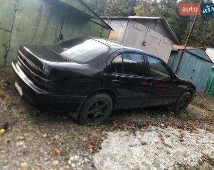 Ниссан Максима 1995 в Львове на Automoto.ua Черный Ниссан Максима, объемом двигателя 0 л и пробегом 300 тыс. км за 1100 $, фото 1 на Automoto.ua