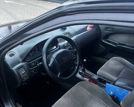 Черный Ниссан Максима, объемом двигателя 2 л и пробегом 450 тыс. км за 2250 $, фото 3 на Automoto.ua