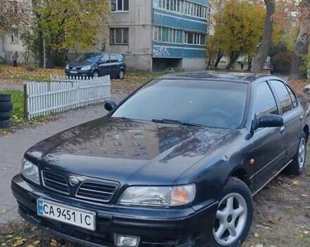 Ніссан Максіма 1995 у Черкасах на Automoto.ua Чорний Ніссан Максіма, об'ємом двигуна 2 л та пробігом 274 тис. км за 1999 $, фото 6 на Automoto.ua