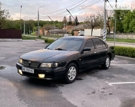 Чорний Ніссан Максіма, об'ємом двигуна 0 л та пробігом 300 тис. км за 1999 $, фото 2 на Automoto.ua