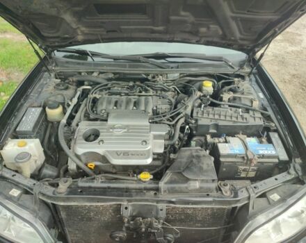 Черный Ниссан Максима, объемом двигателя 3 л и пробегом 300 тыс. км за 3450 $, фото 5 на Automoto.ua