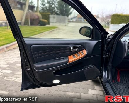 Черный Ниссан Максима, объемом двигателя 3 л и пробегом 399 тыс. км за 3950 $, фото 8 на Automoto.ua