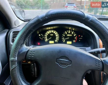 Чорний Ніссан Максіма, об'ємом двигуна 2 л та пробігом 160 тис. км за 3500 $, фото 34 на Automoto.ua
