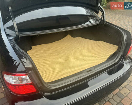 Черный Ниссан Максима, объемом двигателя 3 л и пробегом 323 тыс. км за 5799 $, фото 45 на Automoto.ua