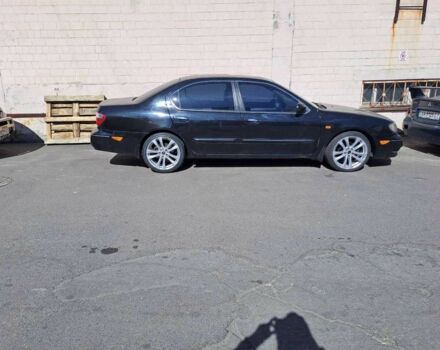 Черный Ниссан Максима, объемом двигателя 3 л и пробегом 343 тыс. км за 3200 $, фото 1 на Automoto.ua