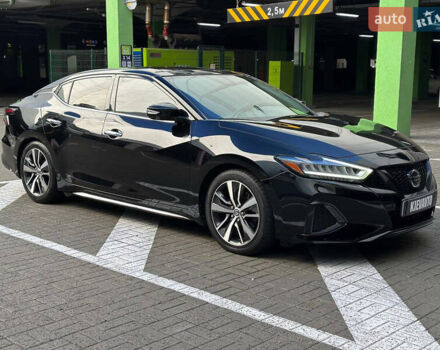 Черный Ниссан Максима, объемом двигателя 3.5 л и пробегом 68 тыс. км за 19900 $, фото 11 на Automoto.ua