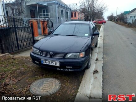 Черный Ниссан Максима, объемом двигателя 2 л и пробегом 385 тыс. км за 2800 $, фото 1 на Automoto.ua