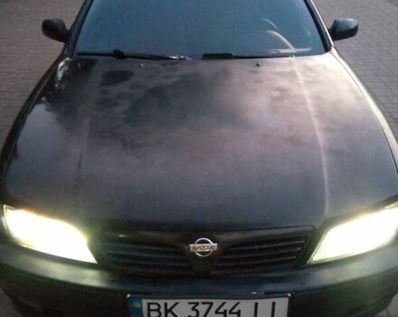Черный Ниссан Максима, объемом двигателя 2 л и пробегом 290 тыс. км за 1750 $, фото 1 на Automoto.ua