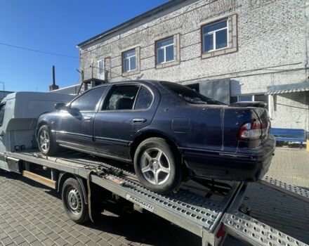 Фіолетовий Ніссан Максіма, об'ємом двигуна 3 л та пробігом 250 тис. км за 1700 $, фото 3 на Automoto.ua