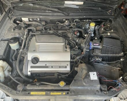 Фіолетовий Ніссан Максіма, об'ємом двигуна 3 л та пробігом 250 тис. км за 1700 $, фото 4 на Automoto.ua