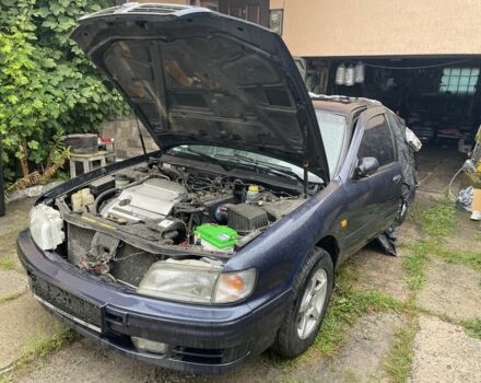 Фіолетовий Ніссан Максіма, об'ємом двигуна 3 л та пробігом 250 тис. км за 1700 $, фото 1 на Automoto.ua