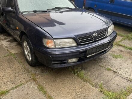 Фіолетовий Ніссан Максіма, об'ємом двигуна 3 л та пробігом 250 тис. км за 1700 $, фото 1 на Automoto.ua