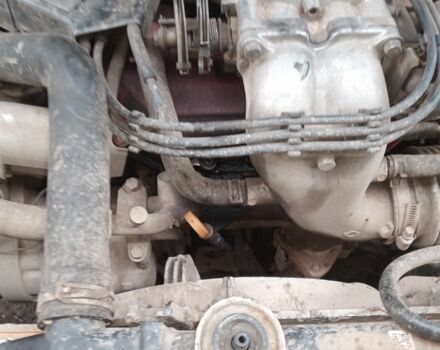 Красный Ниссан Максима, объемом двигателя 3 л и пробегом 480 тыс. км за 650 $, фото 1 на Automoto.ua