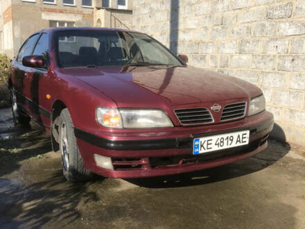 Красный Ниссан Максима, объемом двигателя 2 л и пробегом 226 тыс. км за 3200 $, фото 1 на Automoto.ua