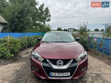 Ниссан Максима 2017 в Киеве на Automoto.ua Красный Ниссан Максима, объемом двигателя 3.5 л и пробегом 107 тыс. км за 16600 $, фото 1 на Automoto.ua