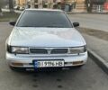 Серый Ниссан Максима, объемом двигателя 2.96 л и пробегом 380 тыс. км за 1850 $, фото 3 на Automoto.ua