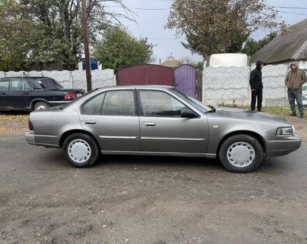 Серый Ниссан Максима, объемом двигателя 0 л и пробегом 250 тыс. км за 950 $, фото 2 на Automoto.ua