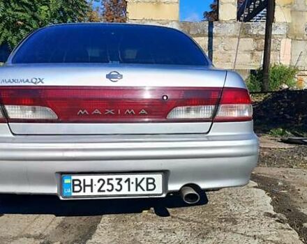 Серый Ниссан Максима, объемом двигателя 2 л и пробегом 400 тыс. км за 2800 $, фото 5 на Automoto.ua